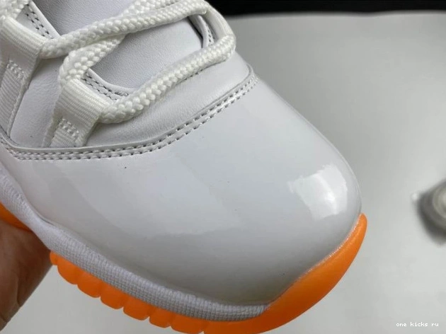 Chep Onekick AH7860-139 LOW AIR CITRUS 11 RETRO BRIGHT JORDAN 0622